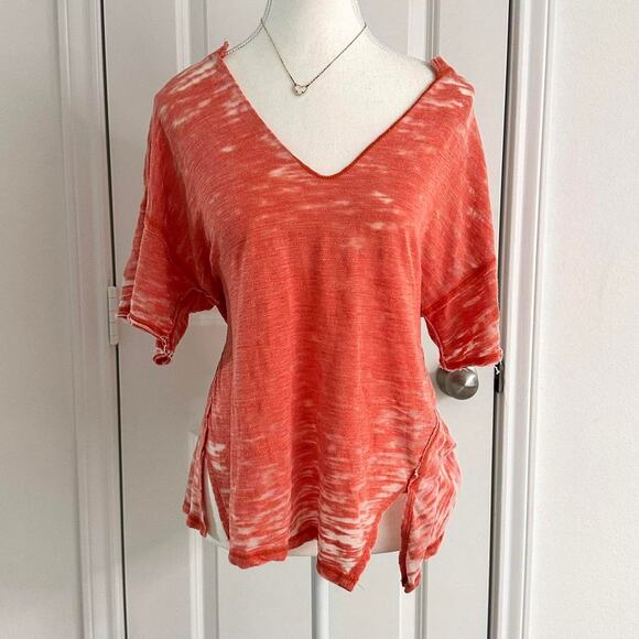We The Free , Free People Size XS Women’s Sheer V Neck Light Weight Top - Picture 3 of 5